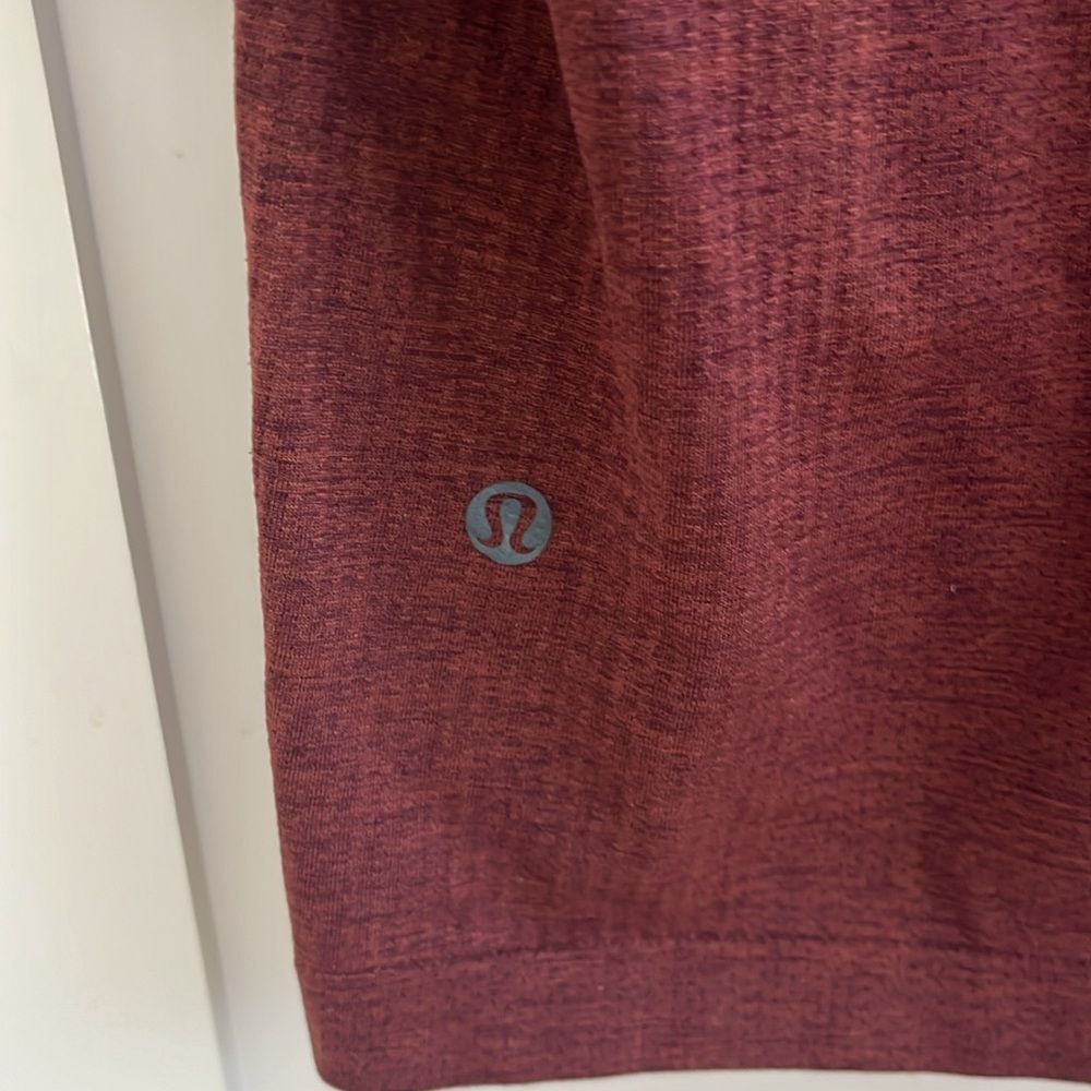 Lululemon Men's Metal Vent Tech Short Sleeve Maroon Sz XXL - Picture 5 of 9